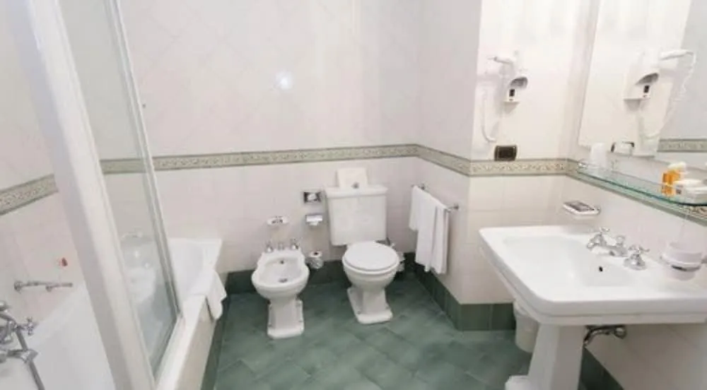 Hotel Savoy Palace Gardone Riviera