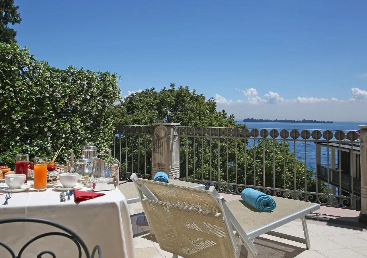 ****  Hotel Savoy Palace Gardone Riviera Italia
