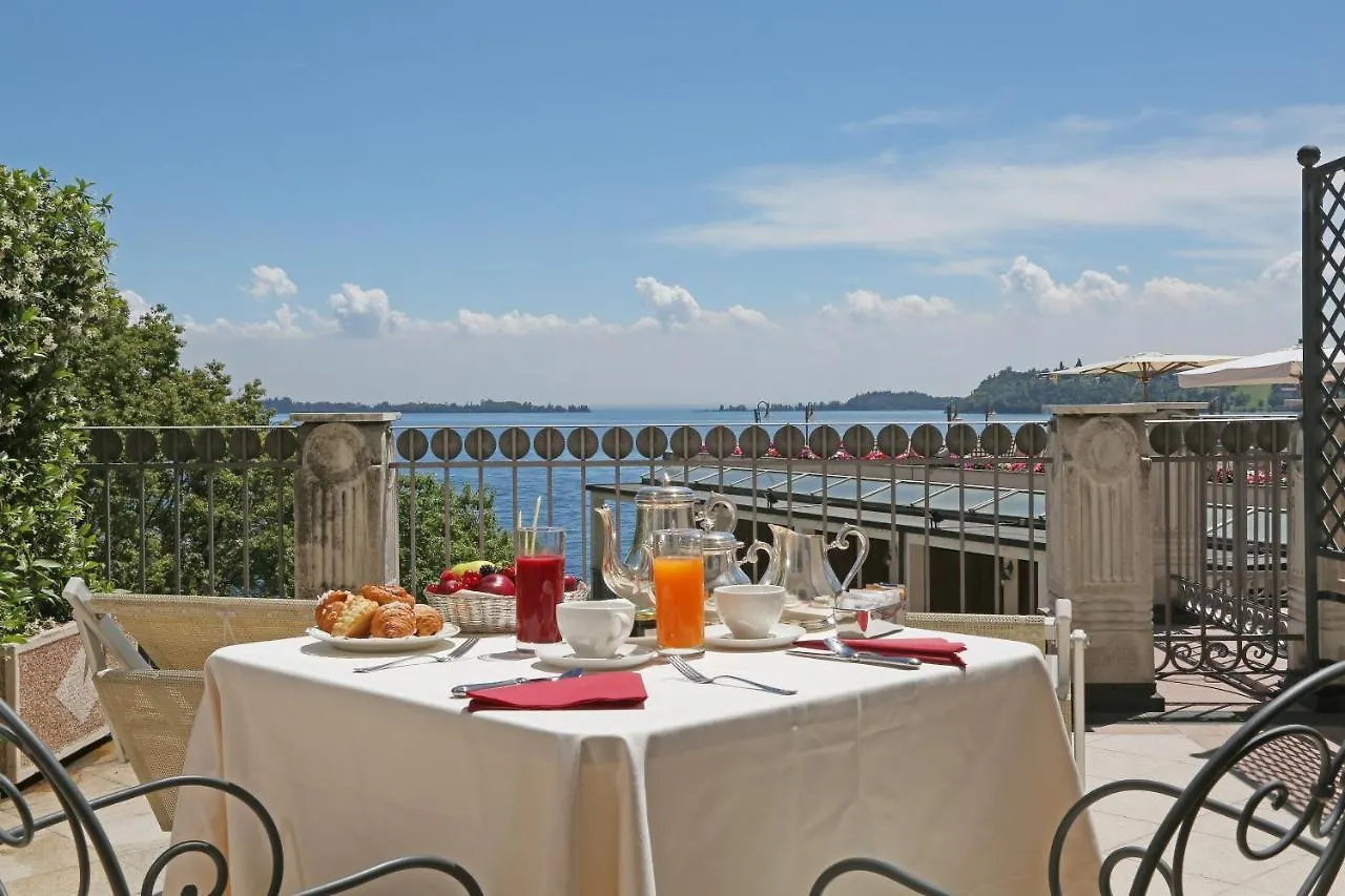 Hotel Savoy Palace Gardone Riviera