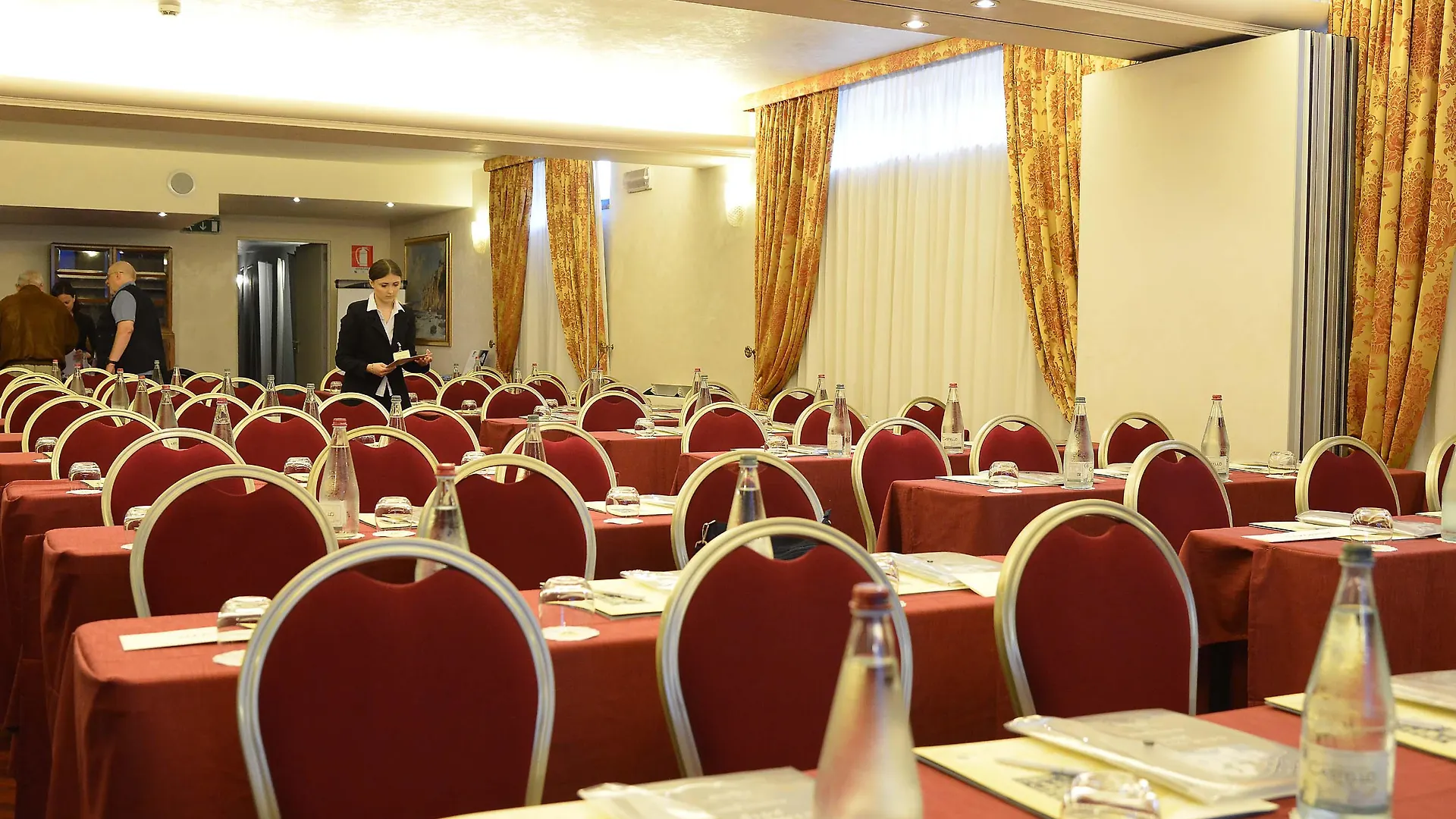Hotel Savoy Palace Gardone Riviera 4*,  Italia