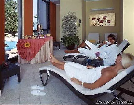 Hotel Savoy Palace Gardone Riviera 4*,  Italy