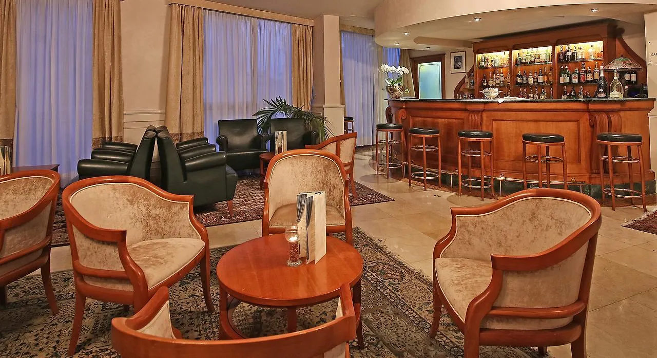 Hotel Savoy Palace Gardone Riviera