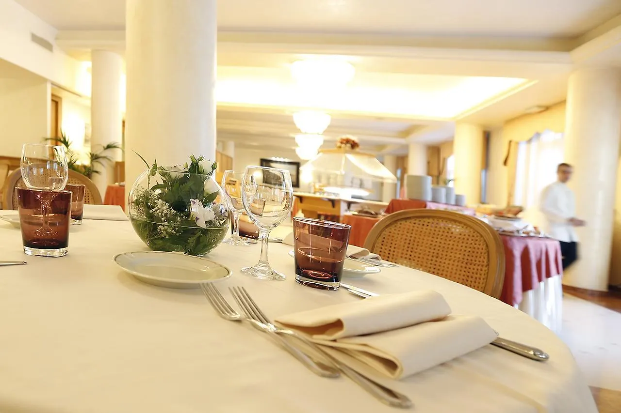Hotel Savoy Palace Gardone Riviera