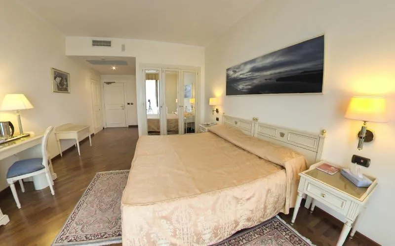Hotel Savoy Palace Gardone Riviera